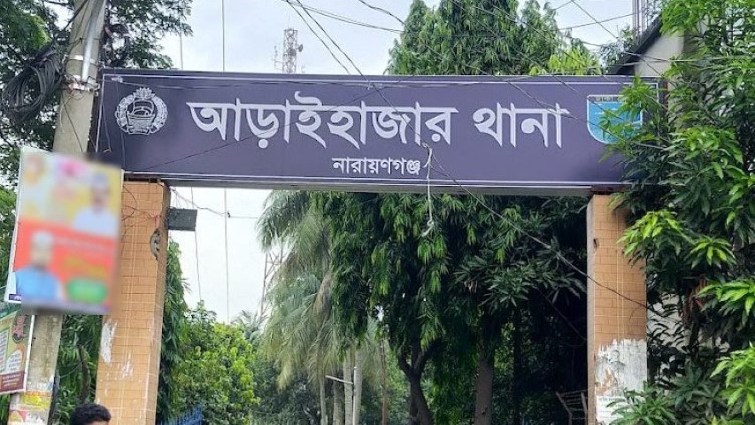 যাত্রী ভেবে পুলিশের টহল গাড়িতে ডাকাতের হানা